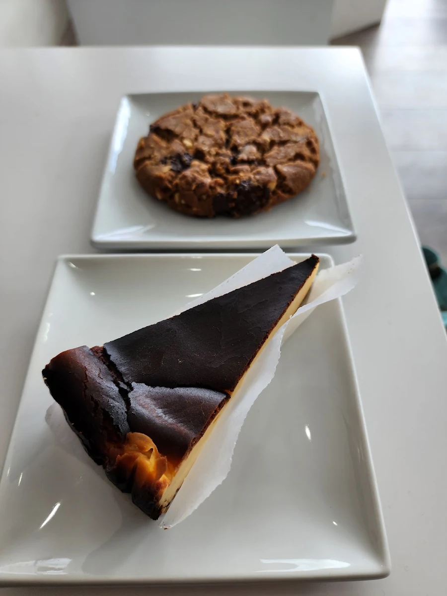 Basque Cheesecake Slice, INI Coffee
