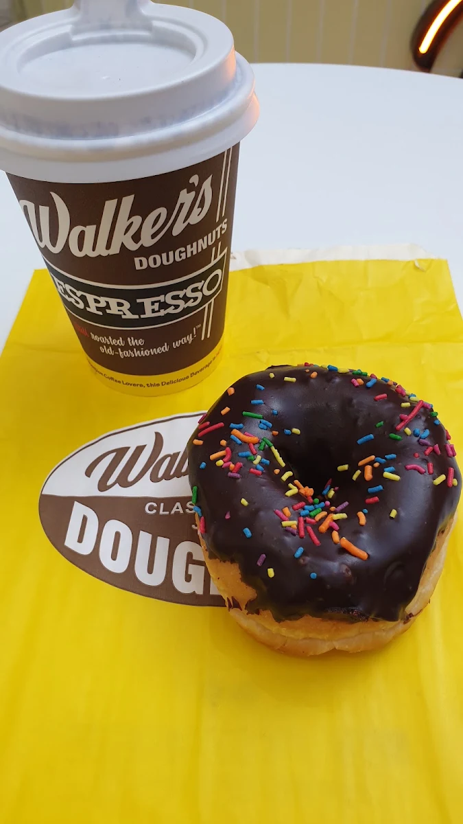 Highlights, Walker's Doughnuts Watergardens