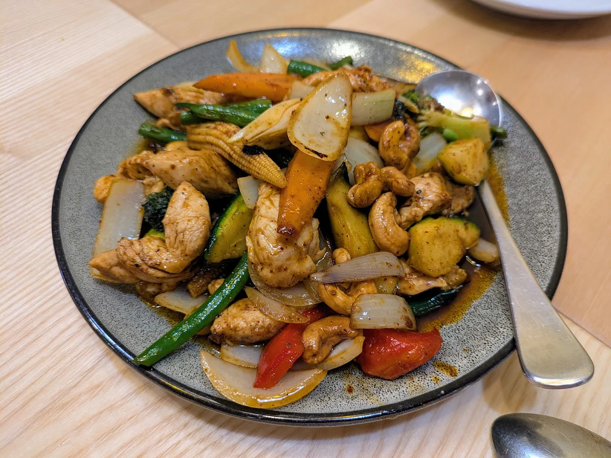 Chicken Cashew Nut Stir Fry