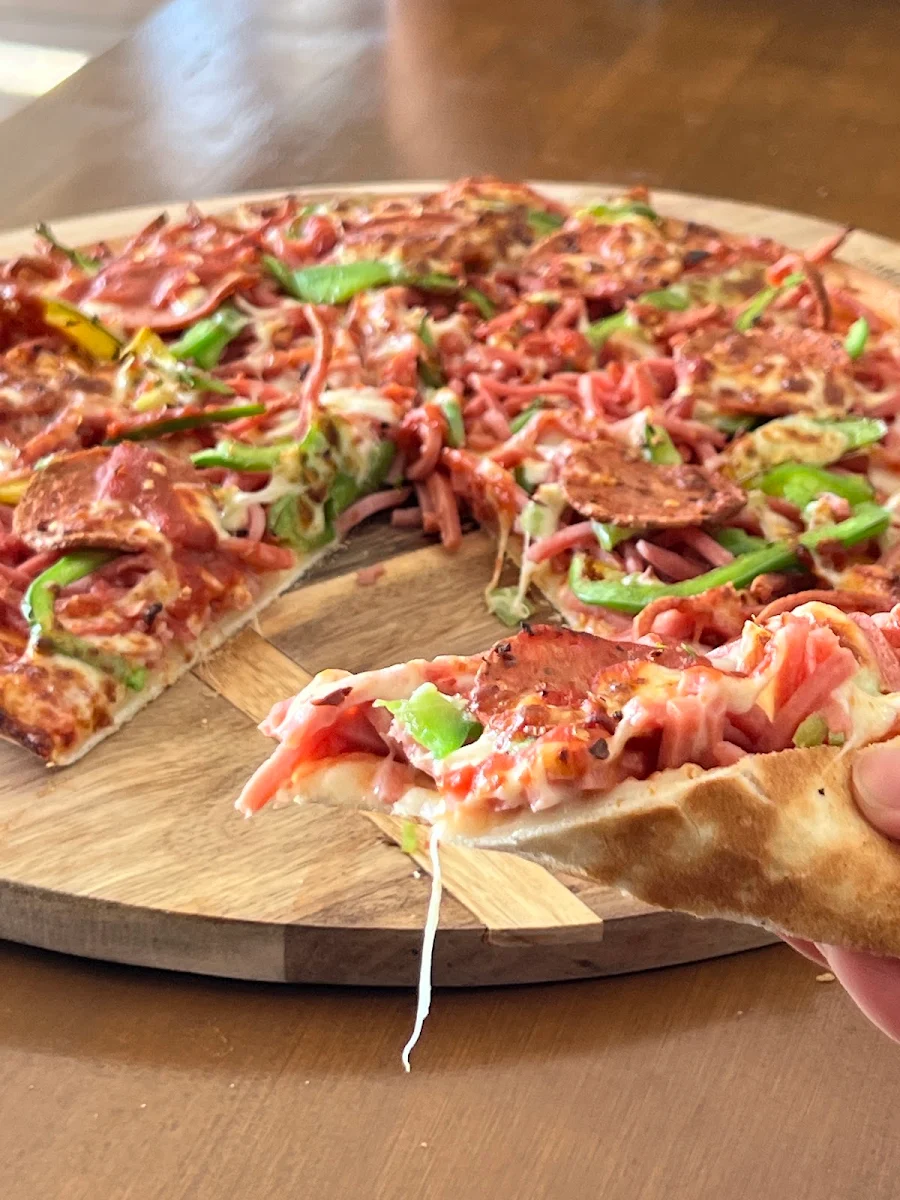 Highlights, The Golden Goose Bar & Pizzeria