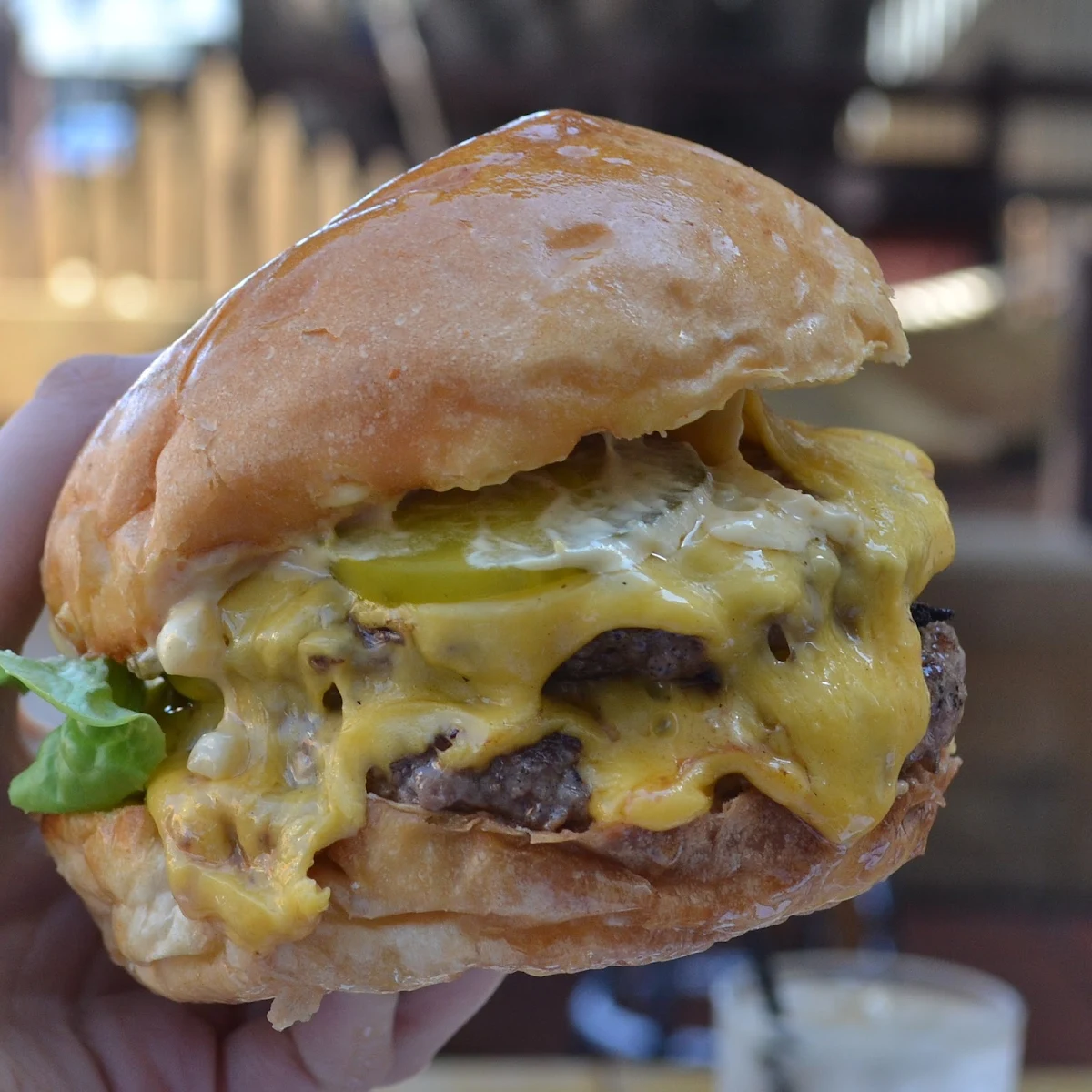 Beef Burger, Leonards House of Love