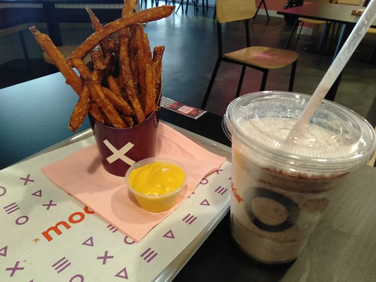 Sweet Potato Fries and Red Velvet Shake