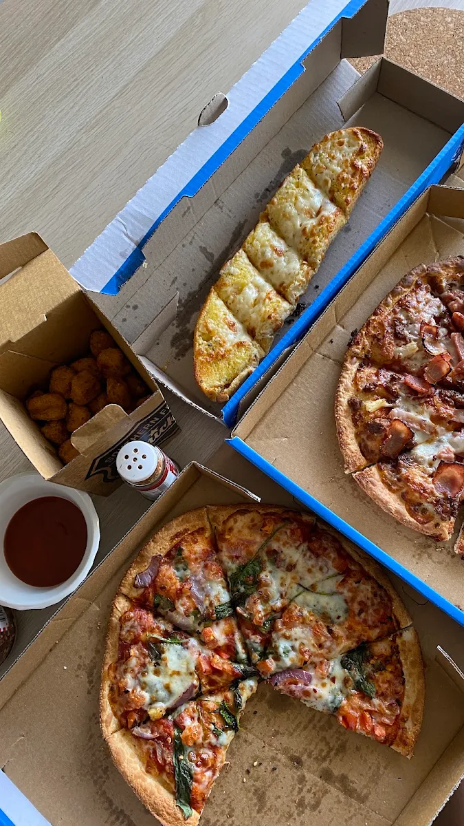 Highlights, Domino's Pizza Weston