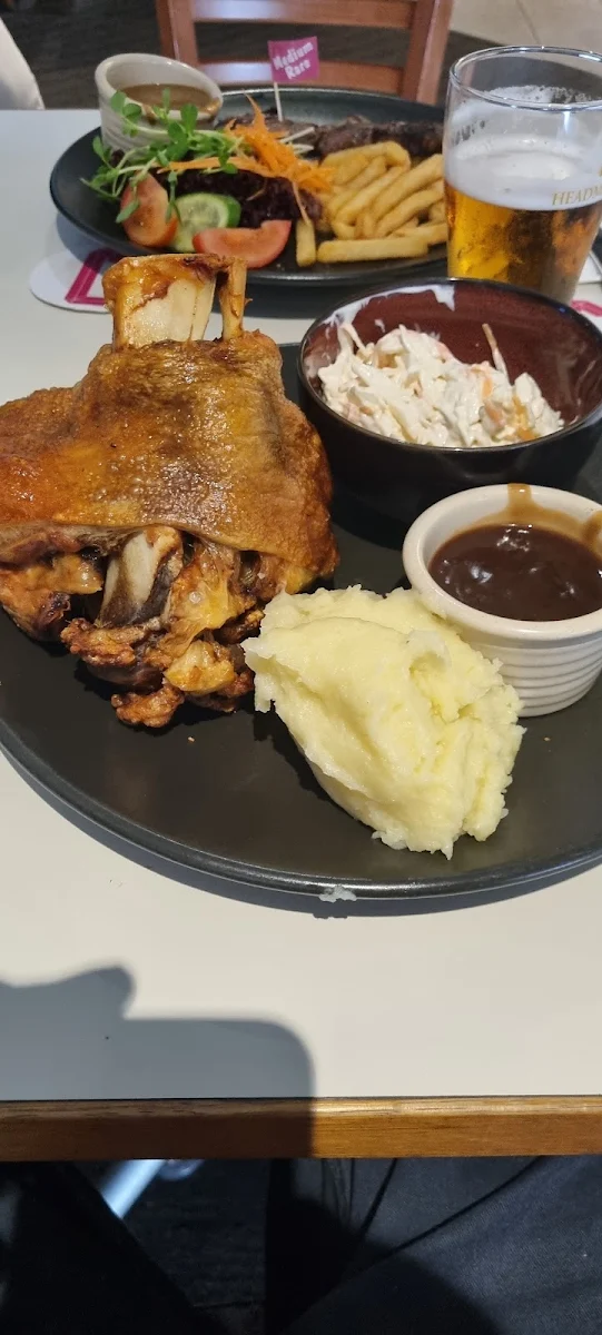 Pork Knuckle, Quakers Inn