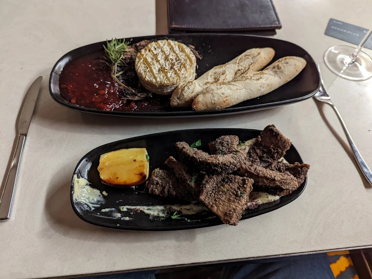 Tapas, Waḻpa Lobby Bar