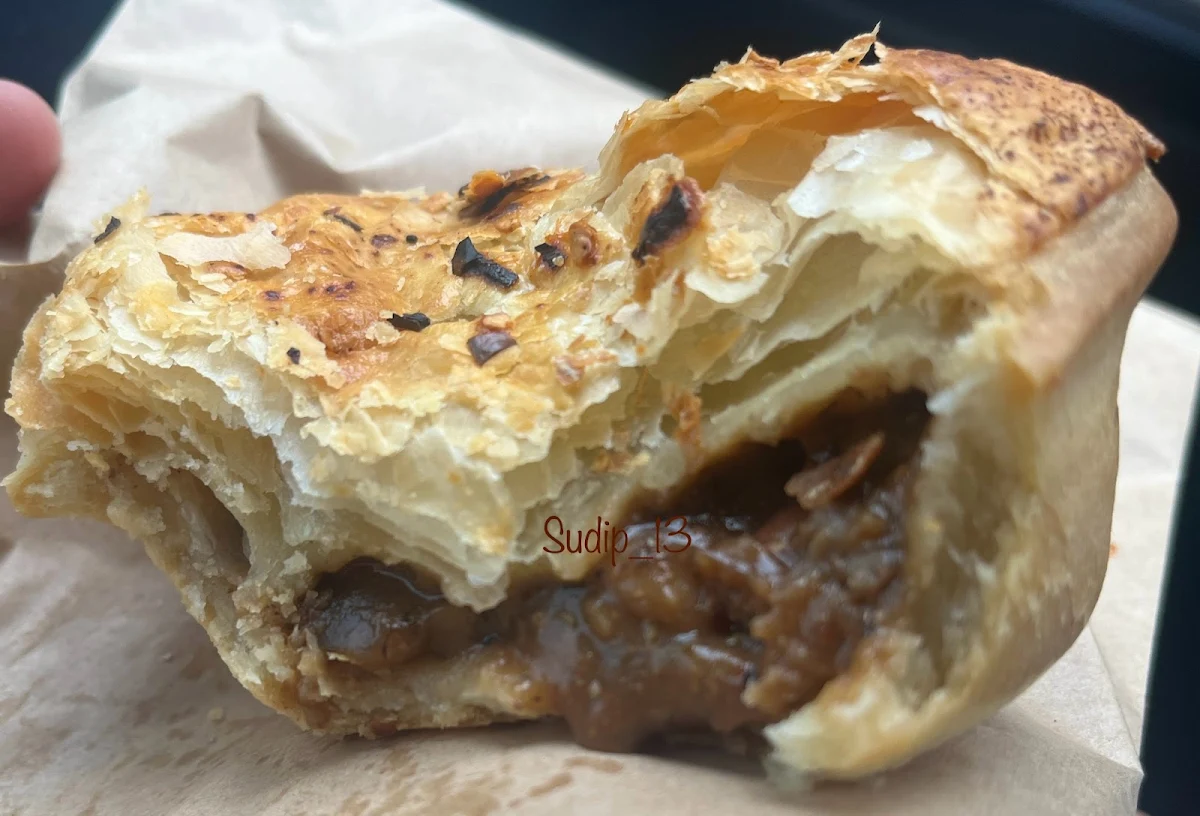 Chilli Beef Pie