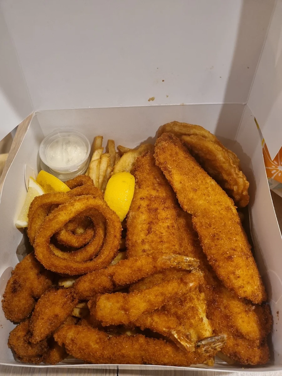 Highlights, Roksalt Pizza and Fish & Chippery