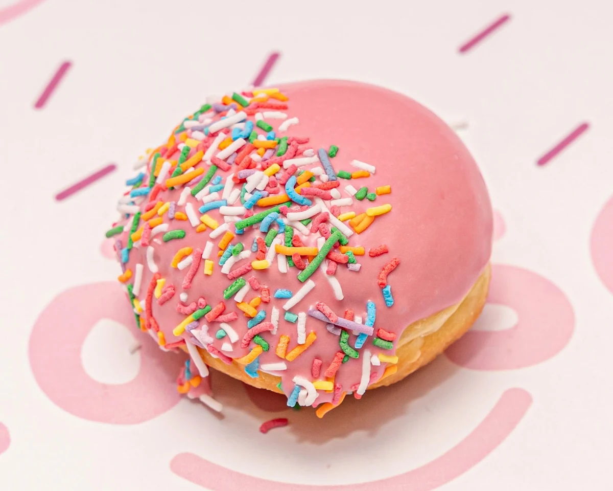Highlights, Alonso's Donuts