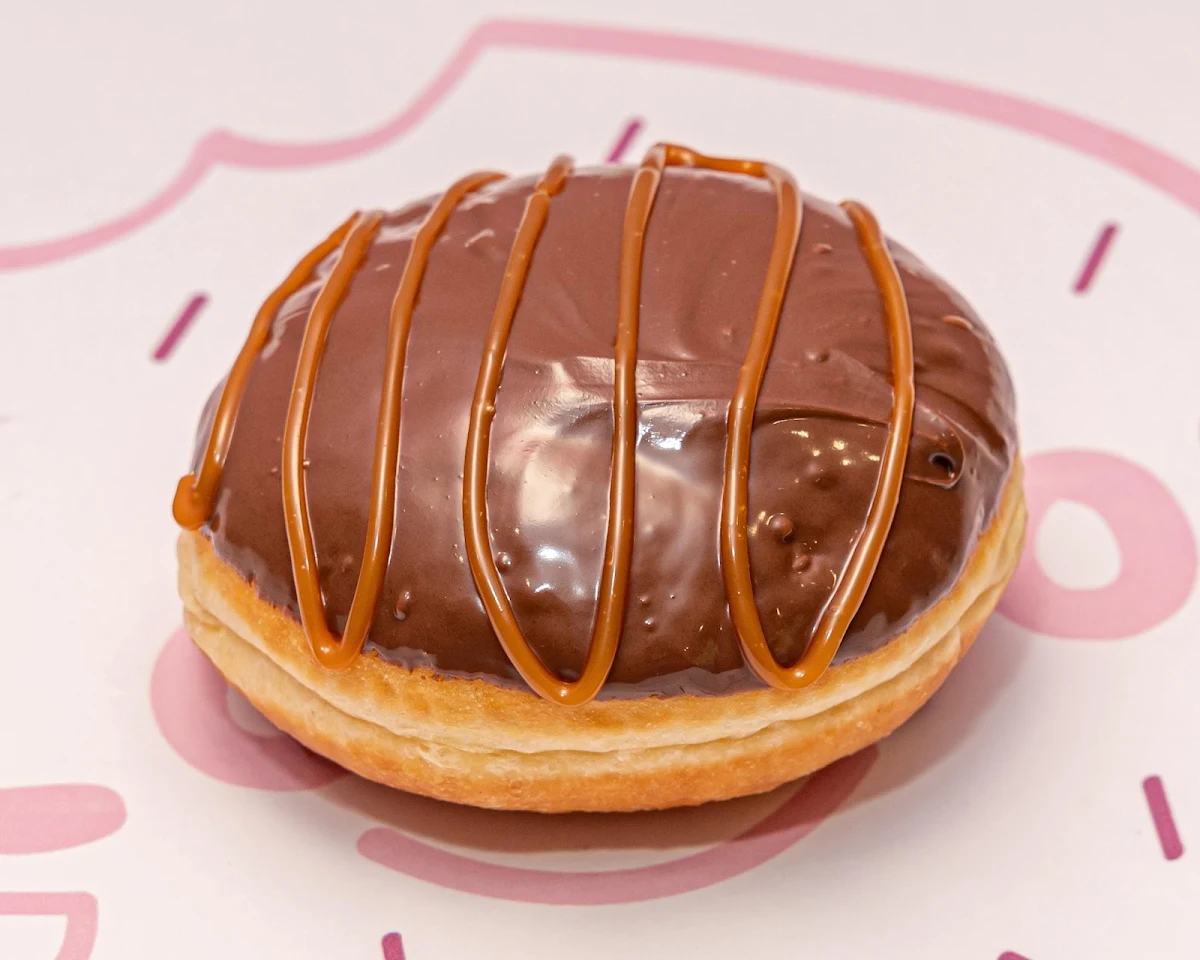 Highlights, Alonso's Donuts