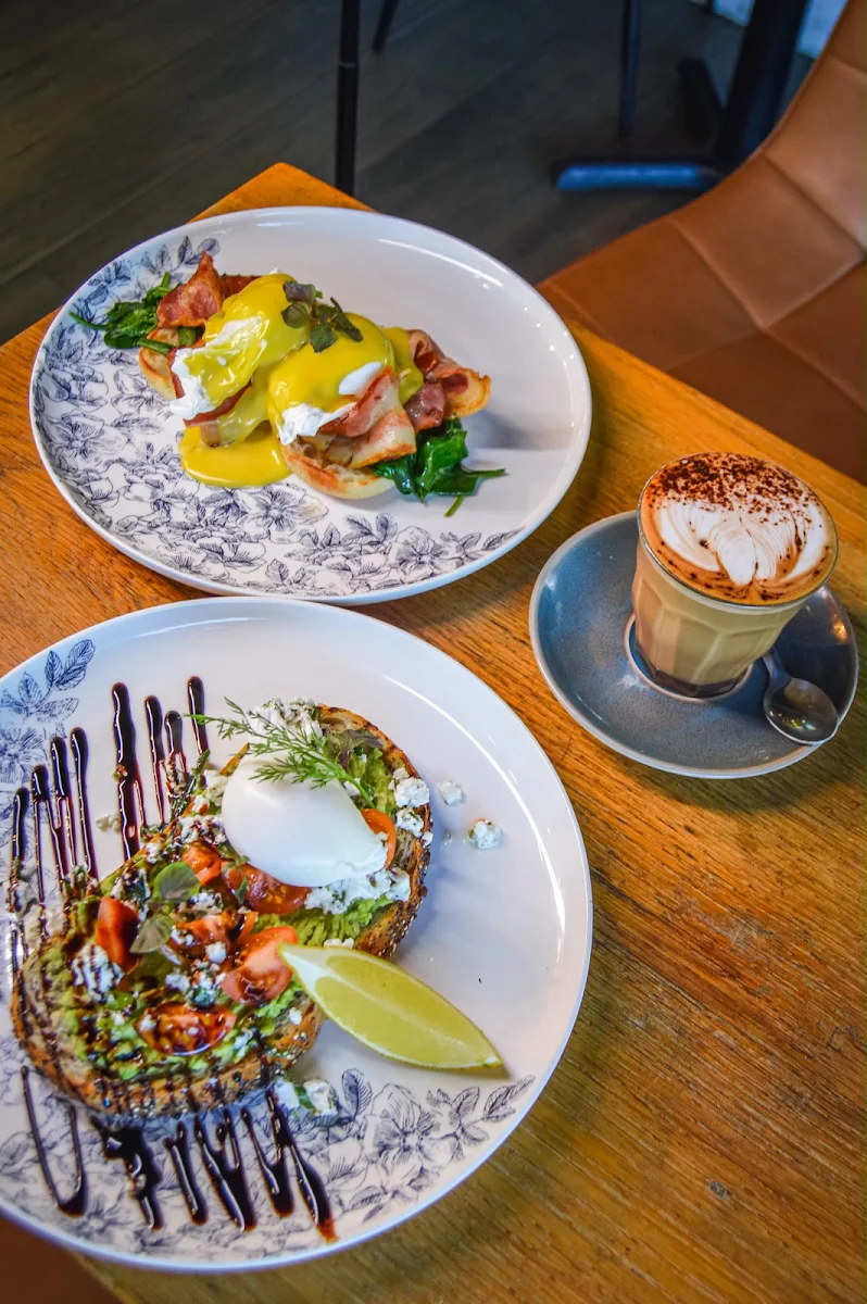 Highlights, Café Rosa