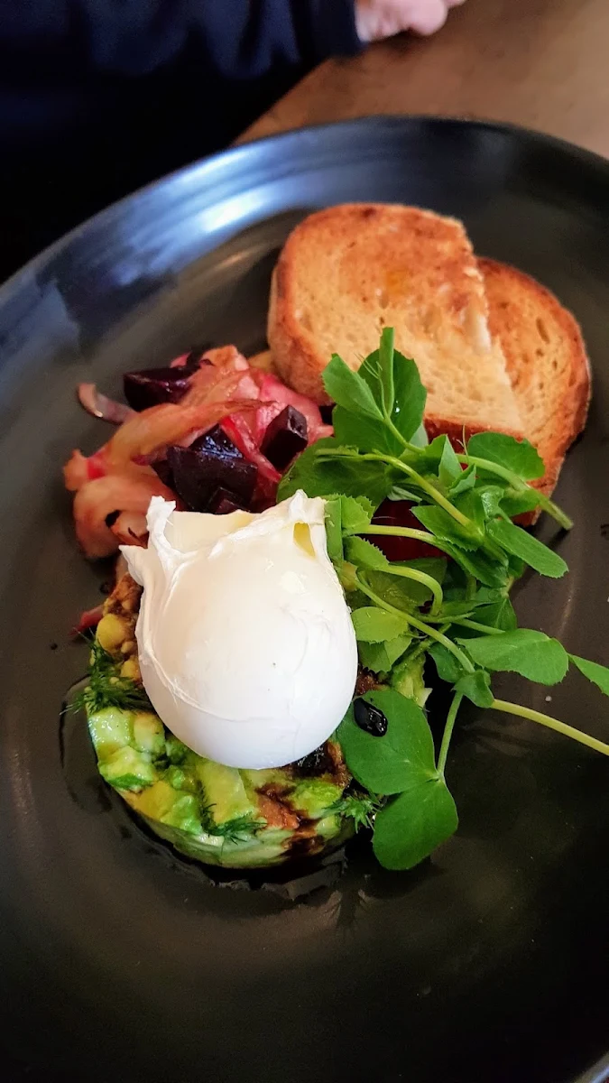Halloumis Poached Egg