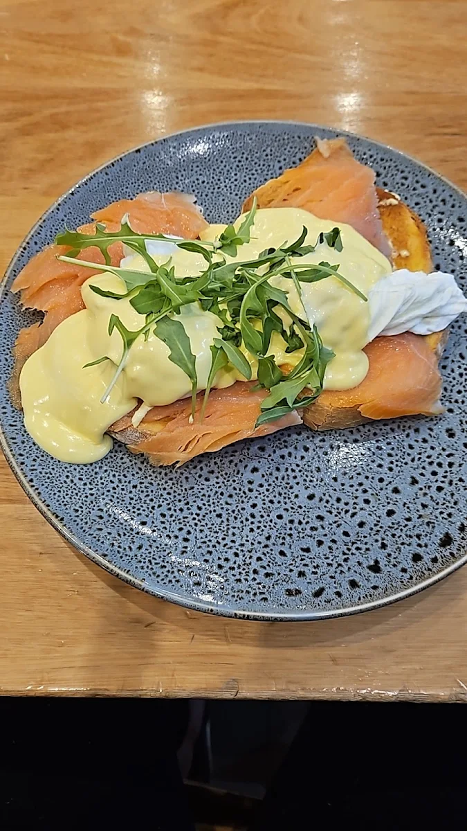 Eggs Benedict with Salmon, Coffee Guru Wagga Wagga