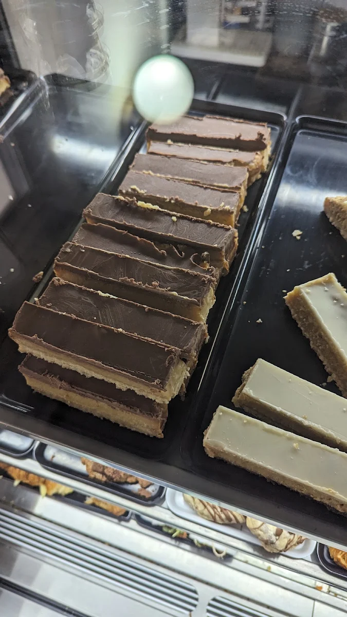 White Chocolate Caramel Slice