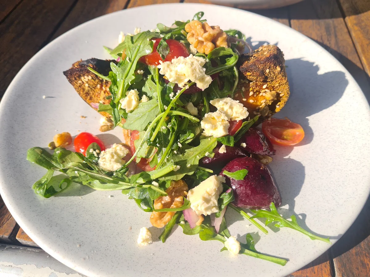 Highlights, Saltwater Bar & Bistro