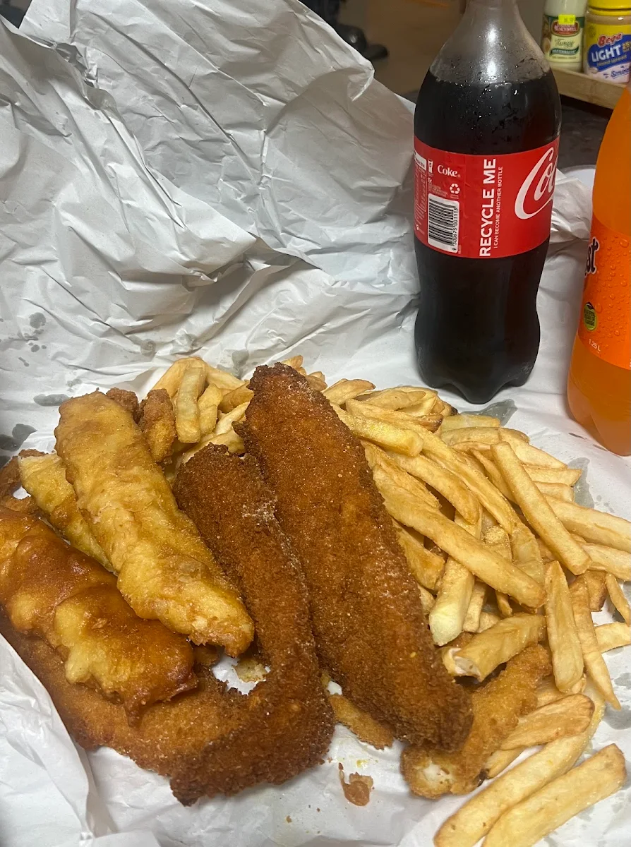 Highlights, Mt Louisa Snack Bar