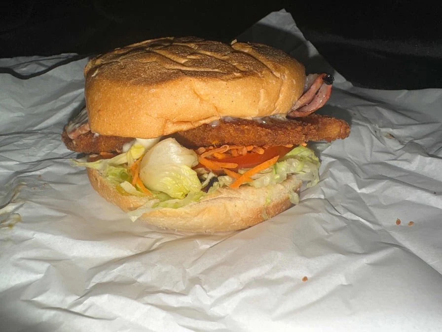 Highlights, Mt Louisa Snack Bar