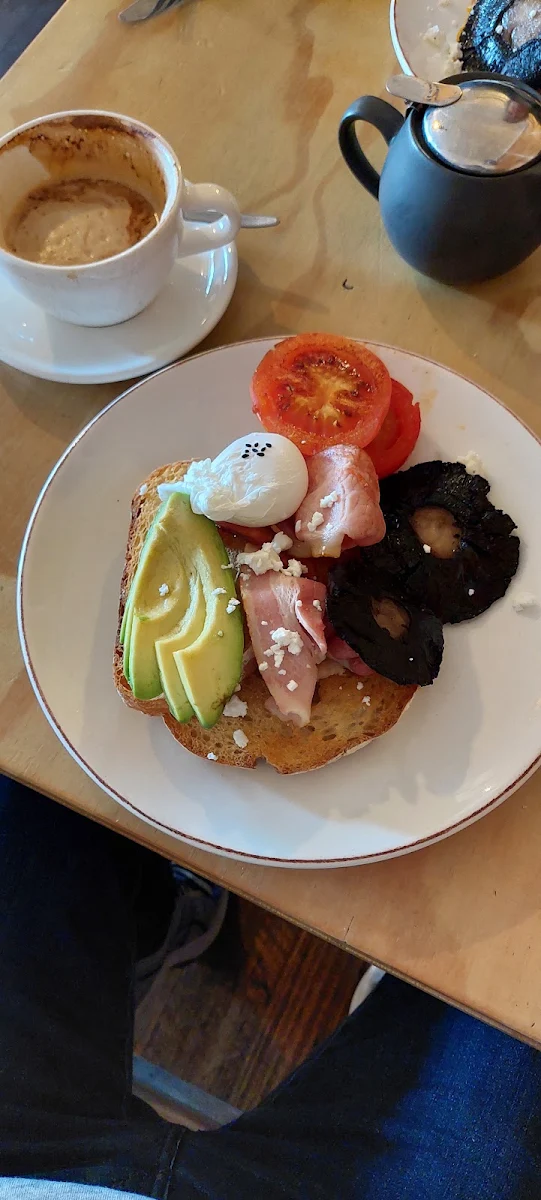 Big Breakfast, Riverbank Cafe