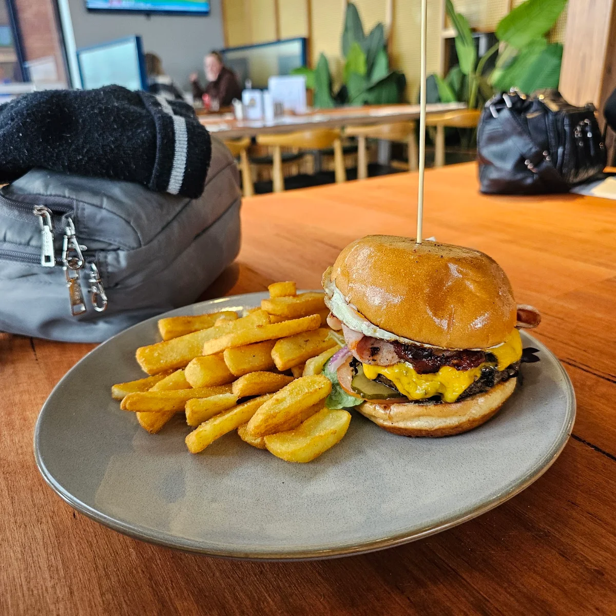 Apprentice Chef Burger, FAT CHEF Mernda