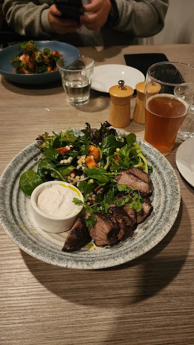 Highlights, Ewe'N Me Restaurant
