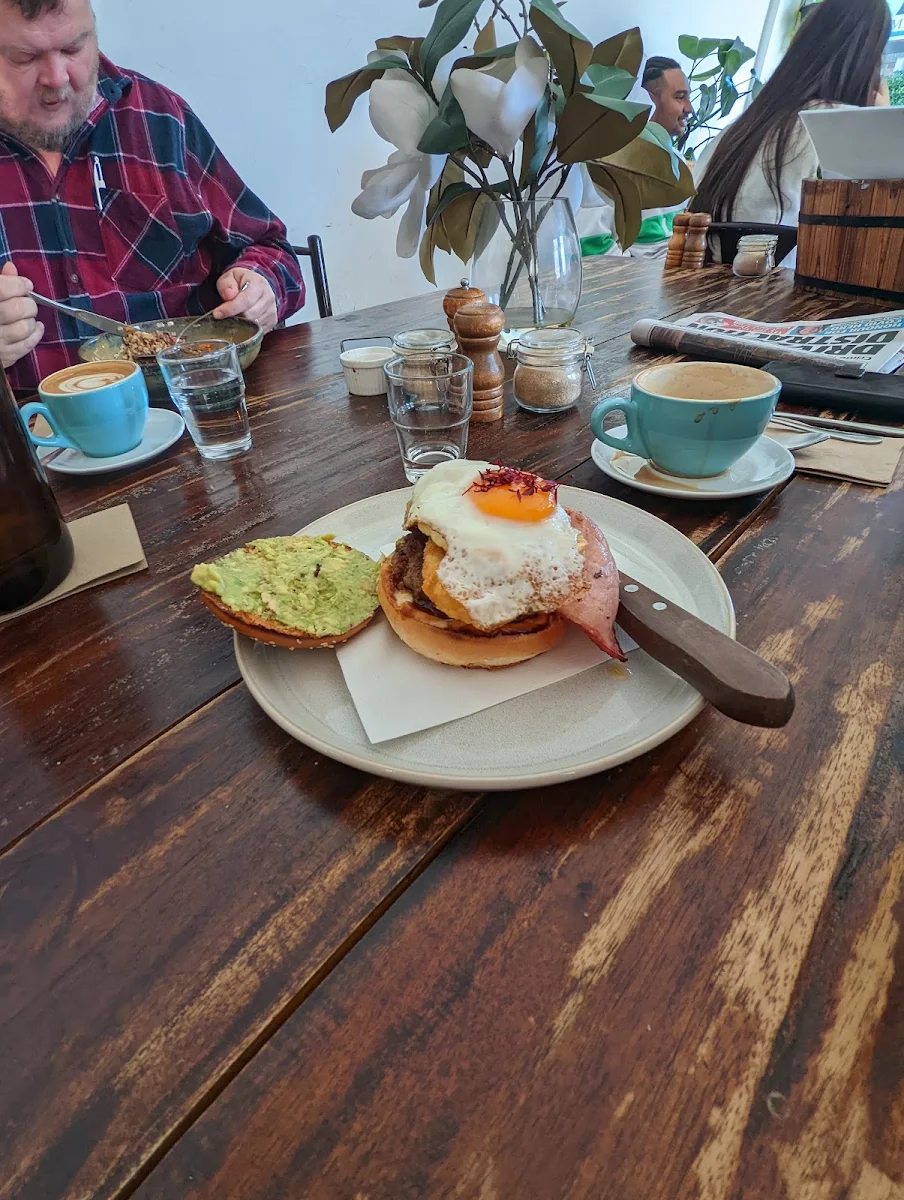 Breakfast Burger, The Giant Bean Cafe