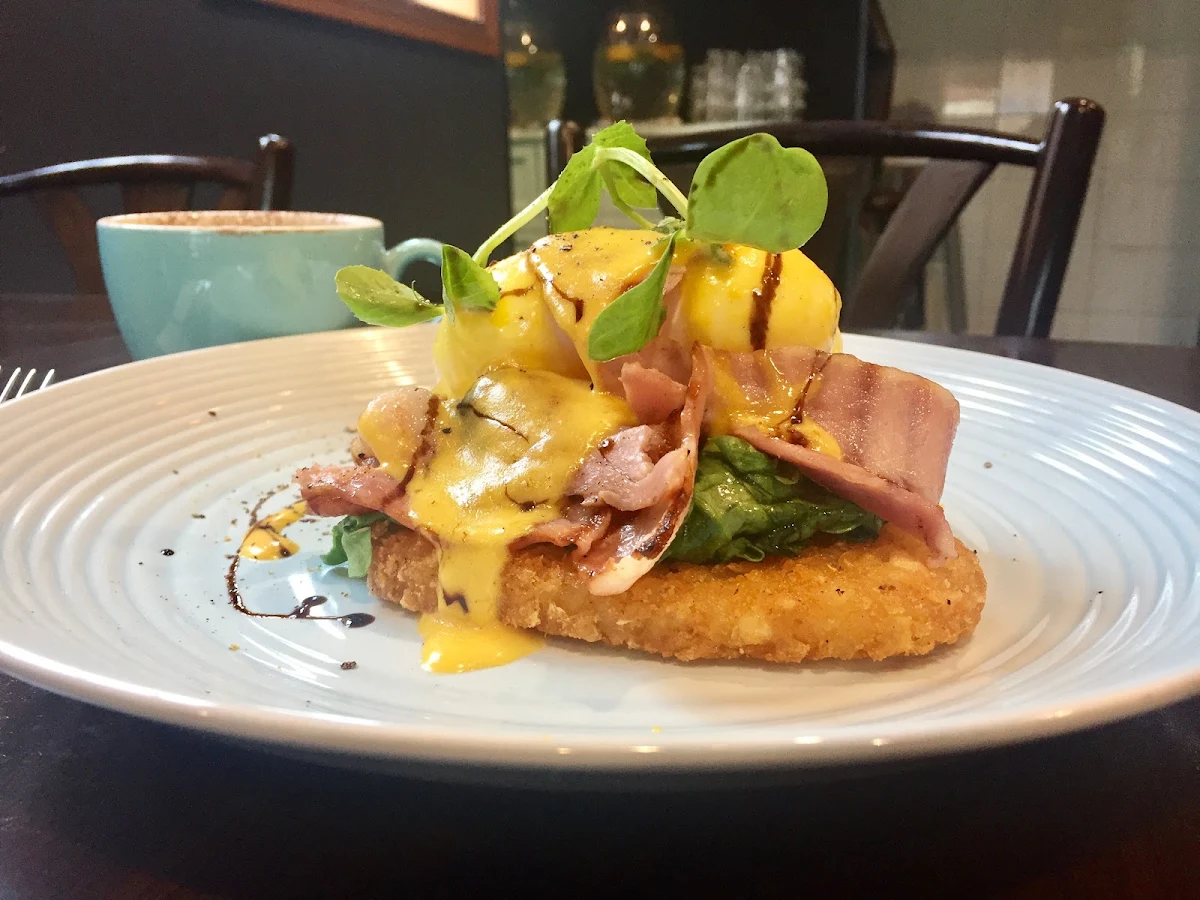Eggs Benedict, The Giant Bean Cafe