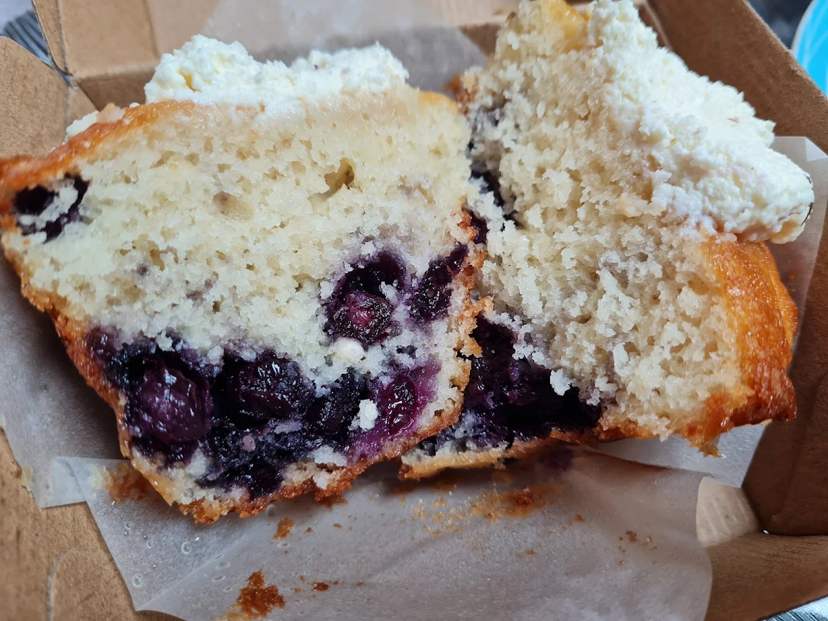 Muffin, The Giant Bean Cafe