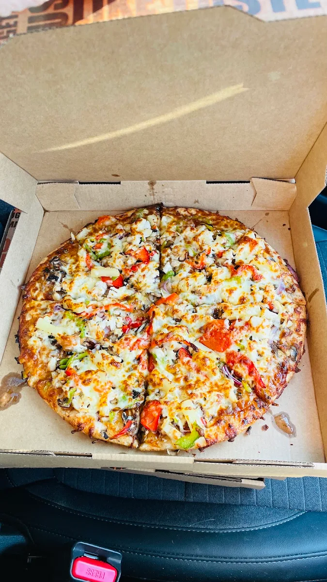 BBQ Chicken Pizza, Richmond Village Pizzeria