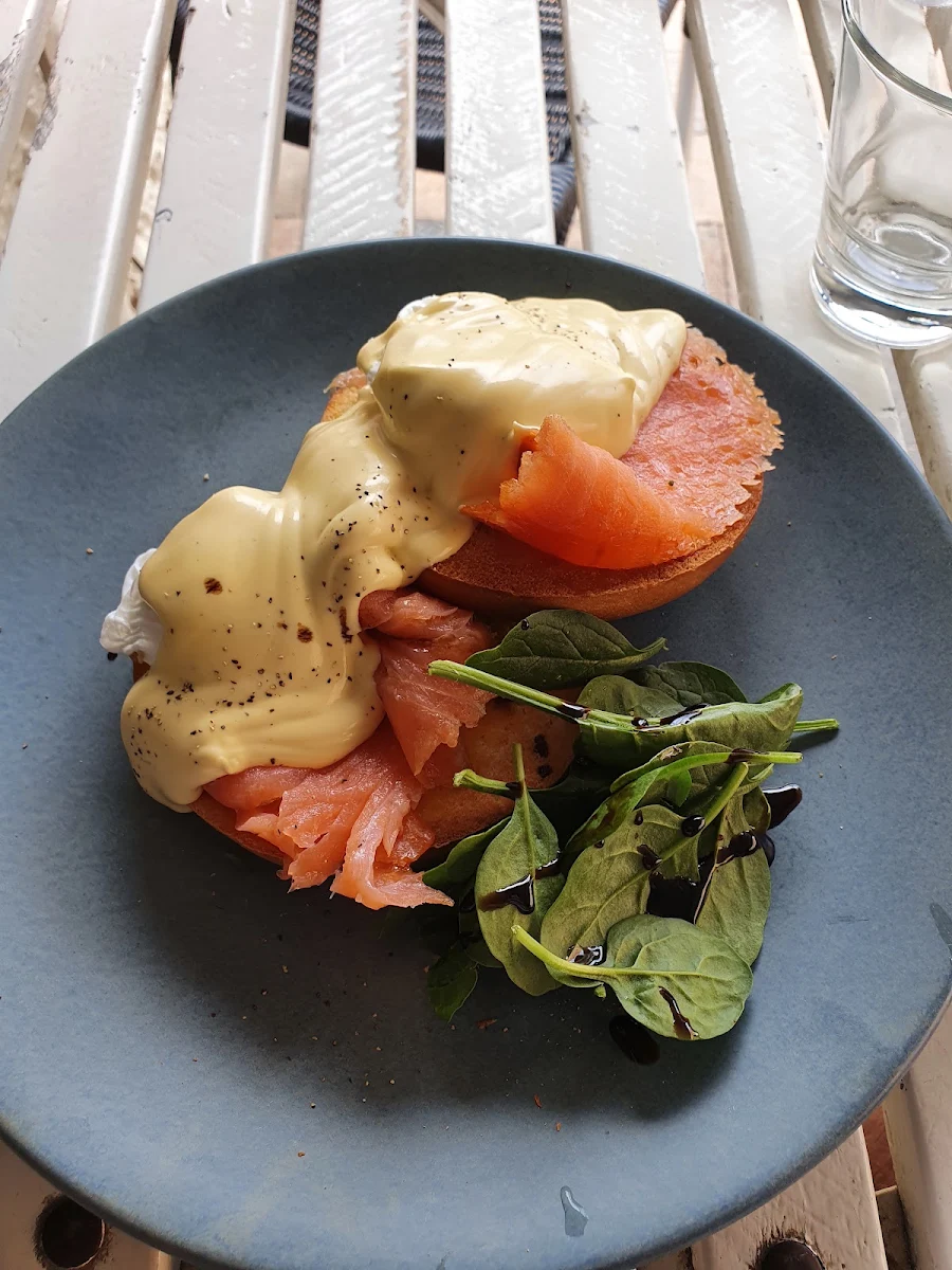 Eggs Benedict