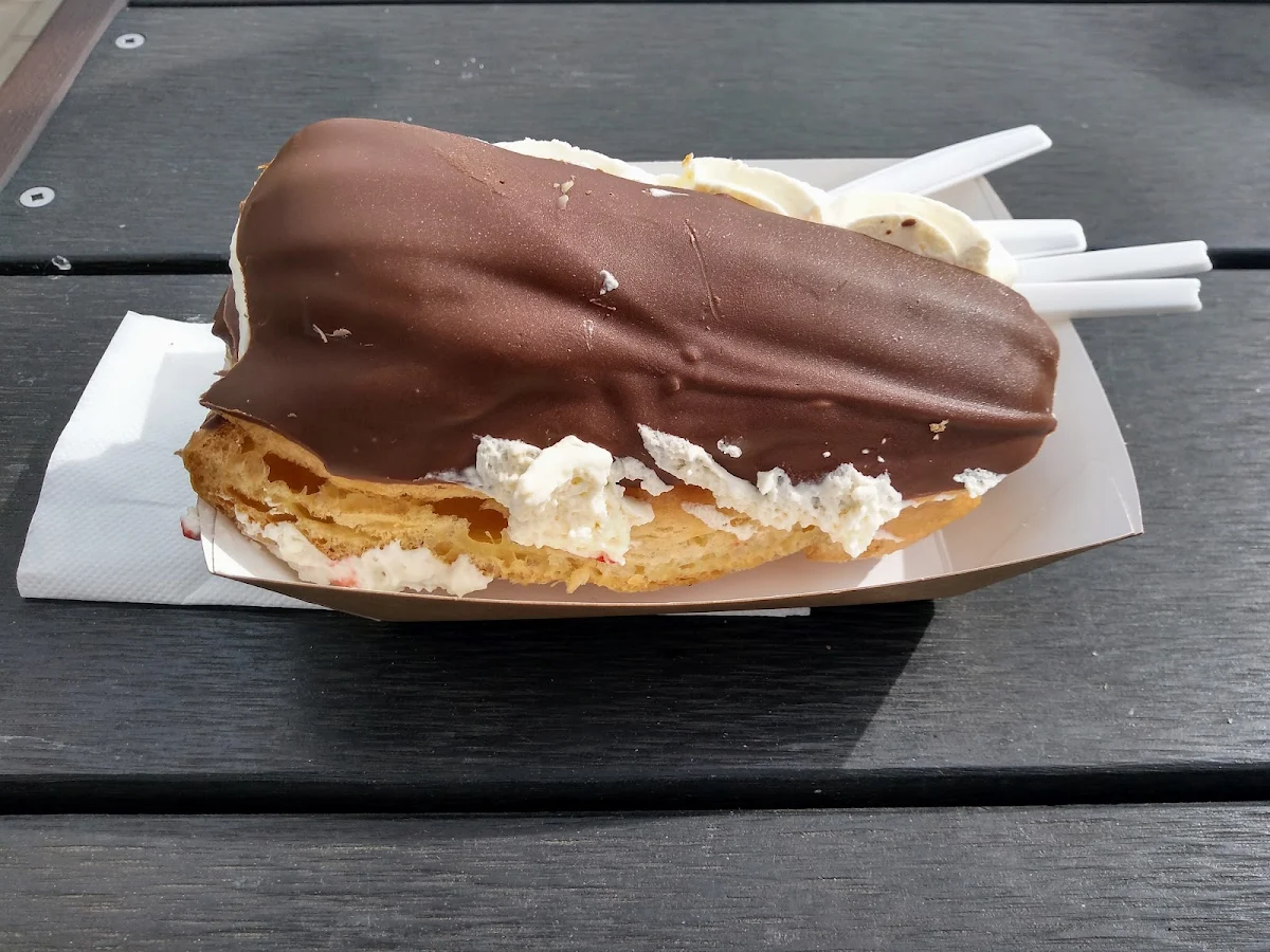 Chocolate Eclair, Rustic Bakehouse
