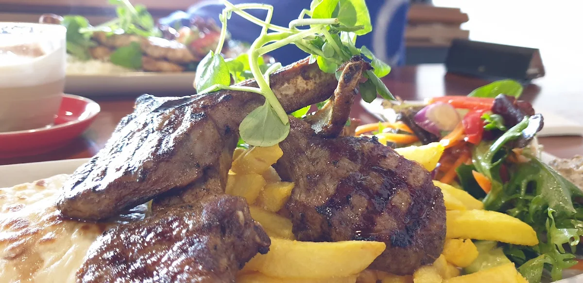 Lamb Chops, Tek Cafe