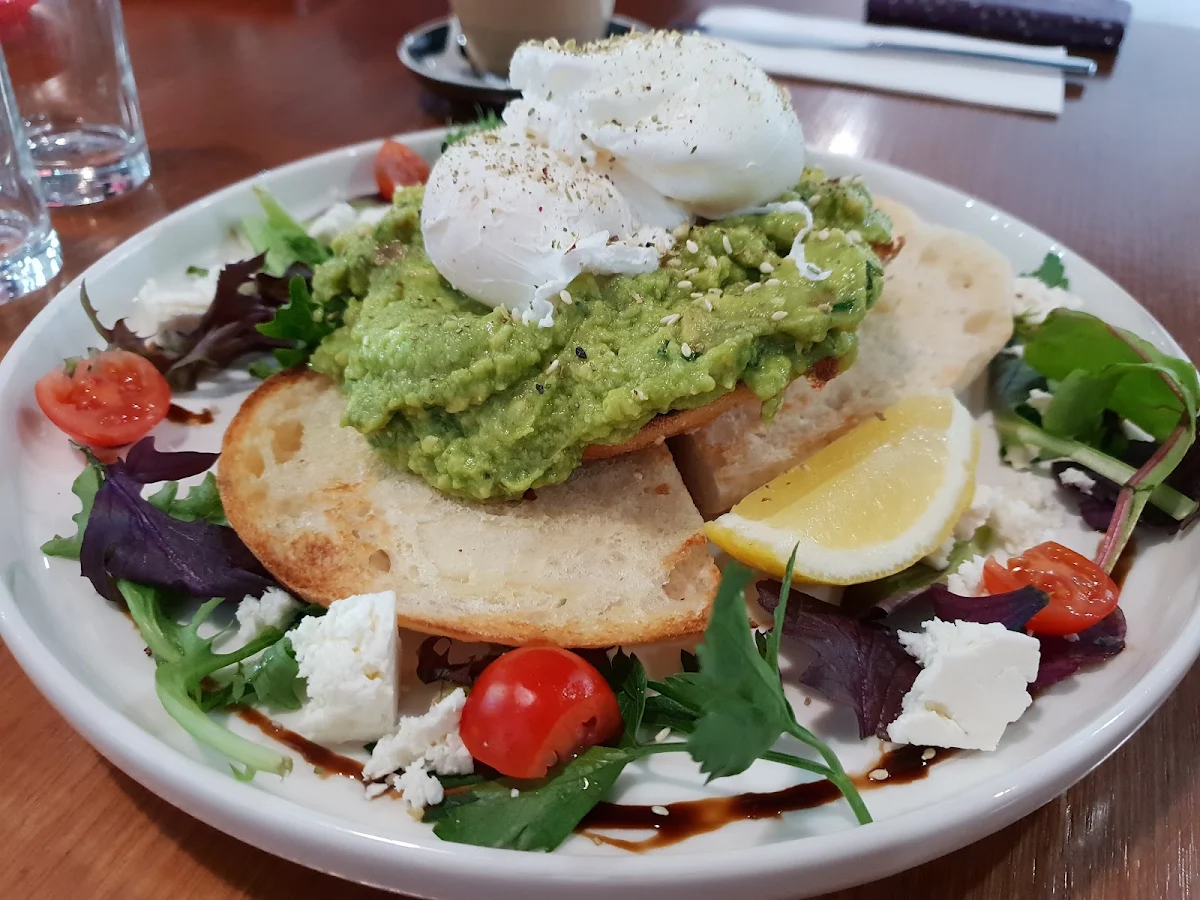 Smashed Avo, Tek Cafe