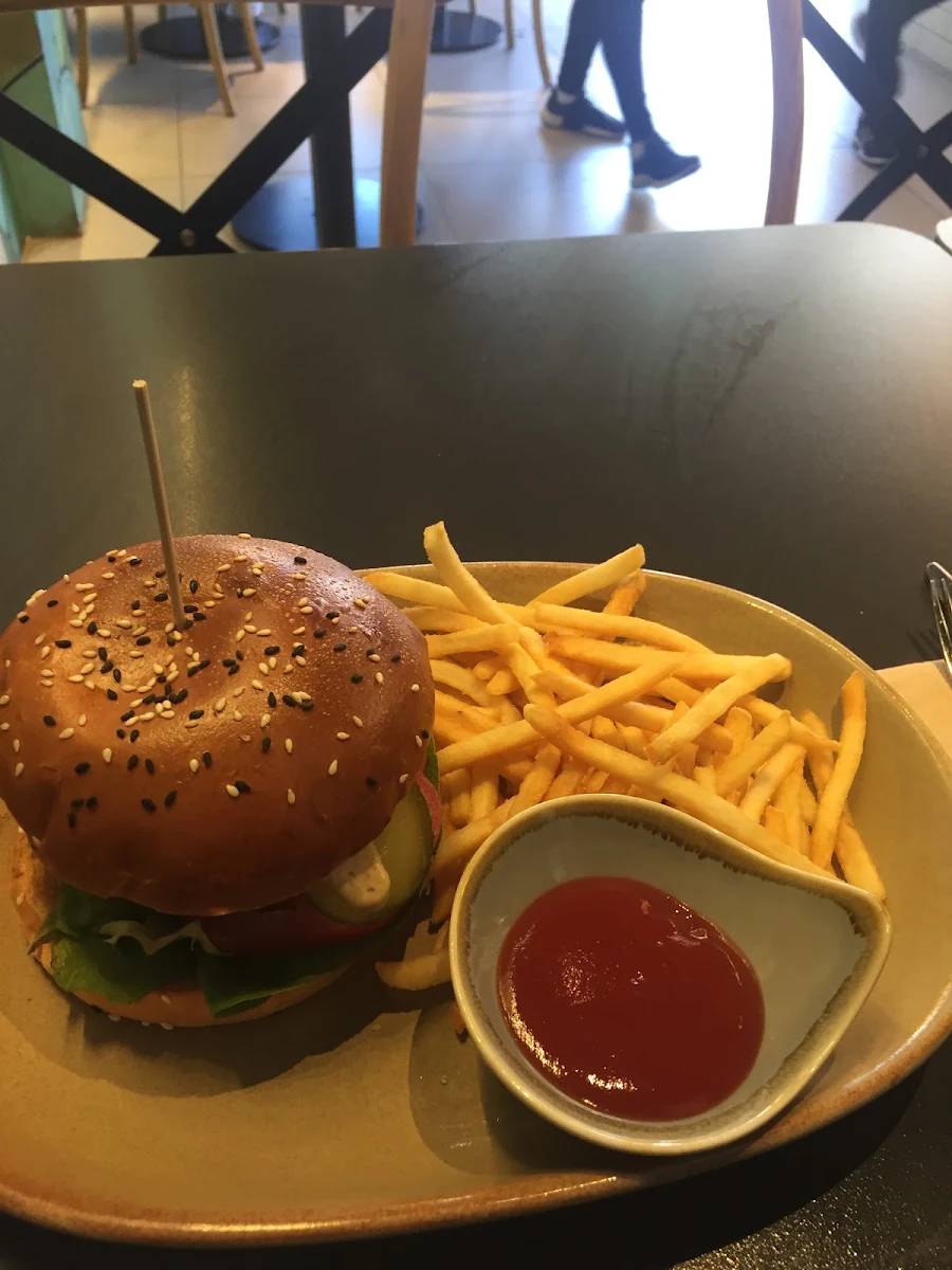 Hamburger, 2 Doors Down Gladesville