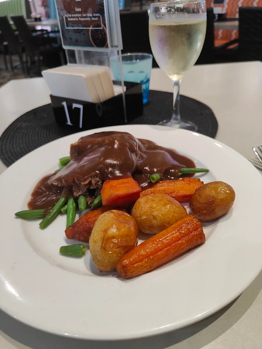 Roast Beef, Red Beret Hotel