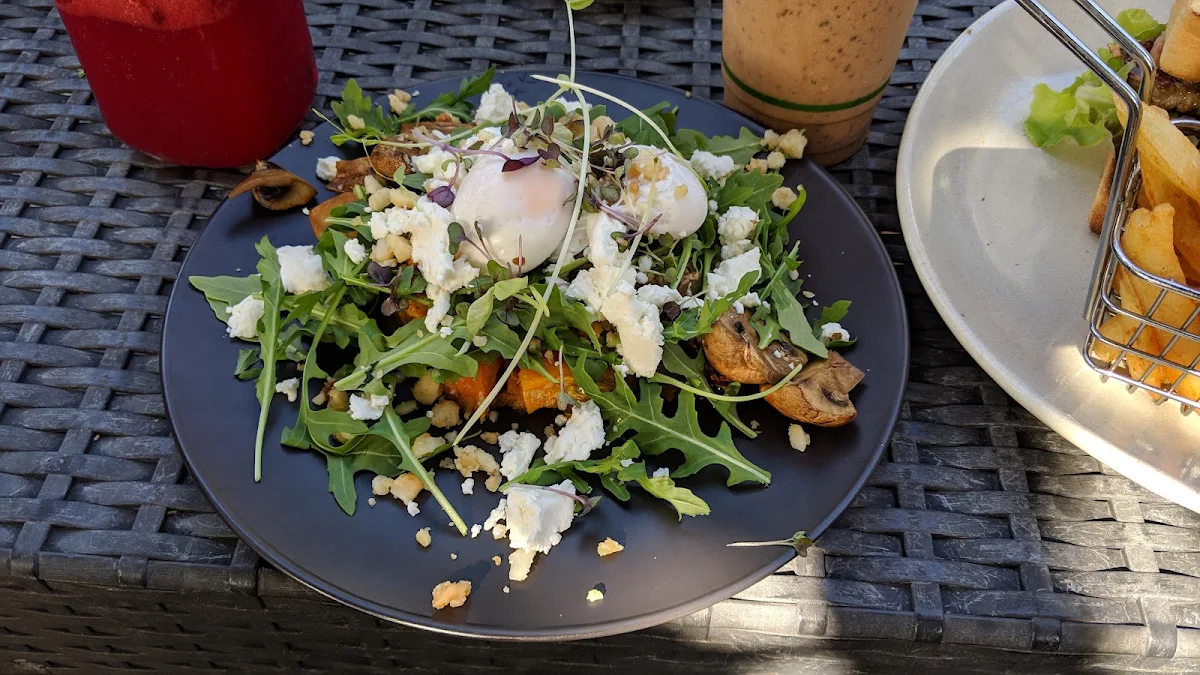 Smashed Pumpkin, The Windmill Bargara