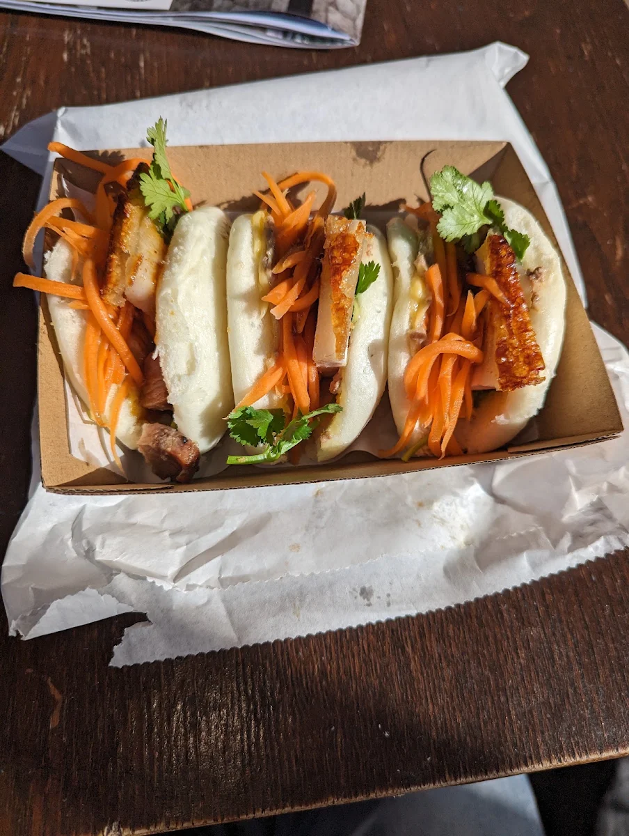 Bahn Bao, Longbeach Bakery