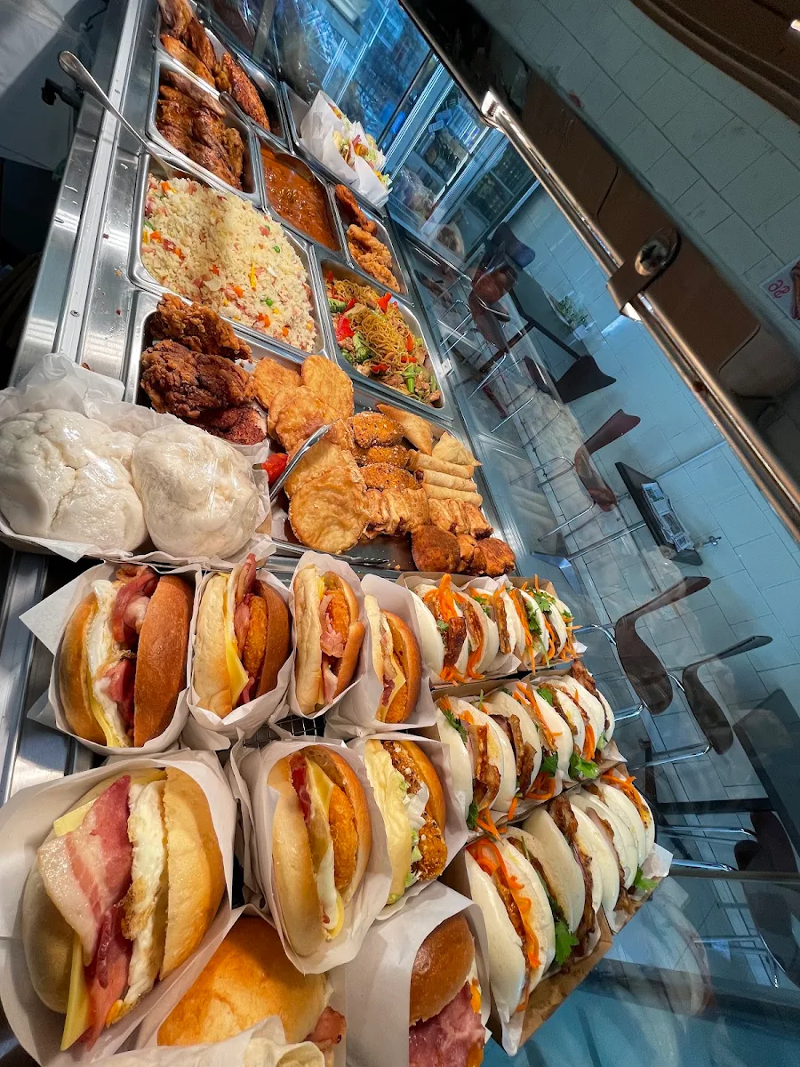 Highlights, Longbeach Bakery