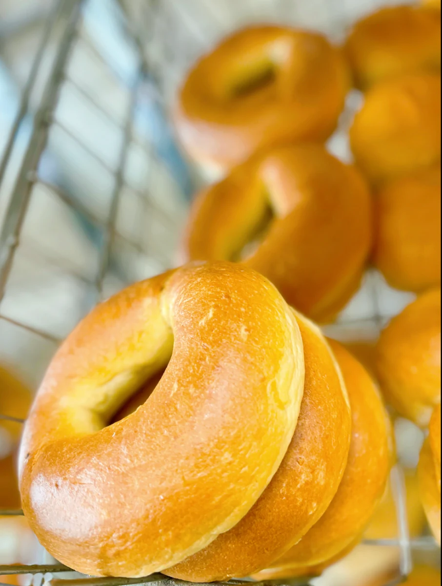 Highlights, Longbeach Bakery