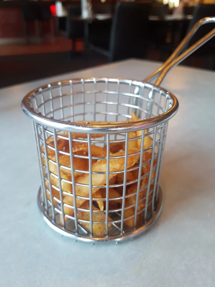 Fries, Tides Bar and Grill