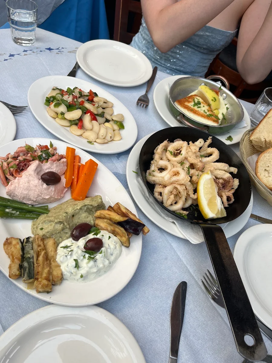 Highlights, Jim's Greek Tavern