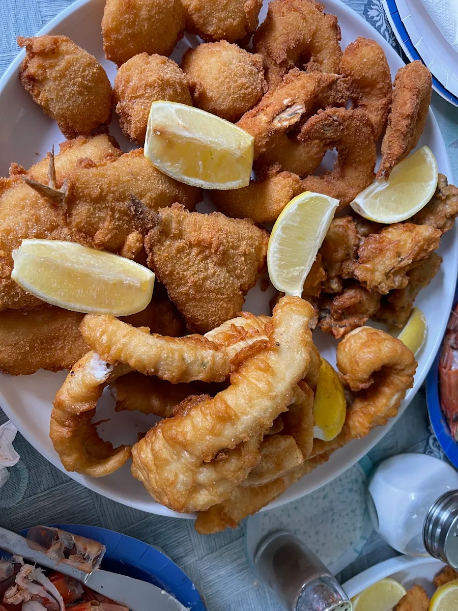 Highlights, Macleay Island Takeaway