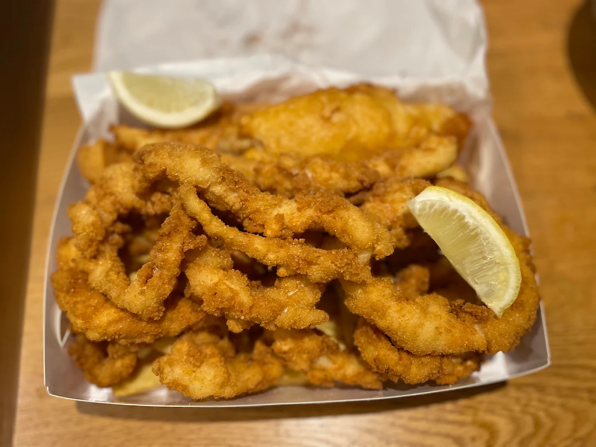 Highlights, Macleay Island Takeaway