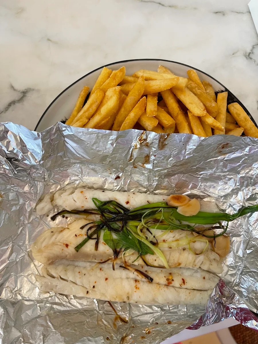 Highlights, Macleay Island Takeaway