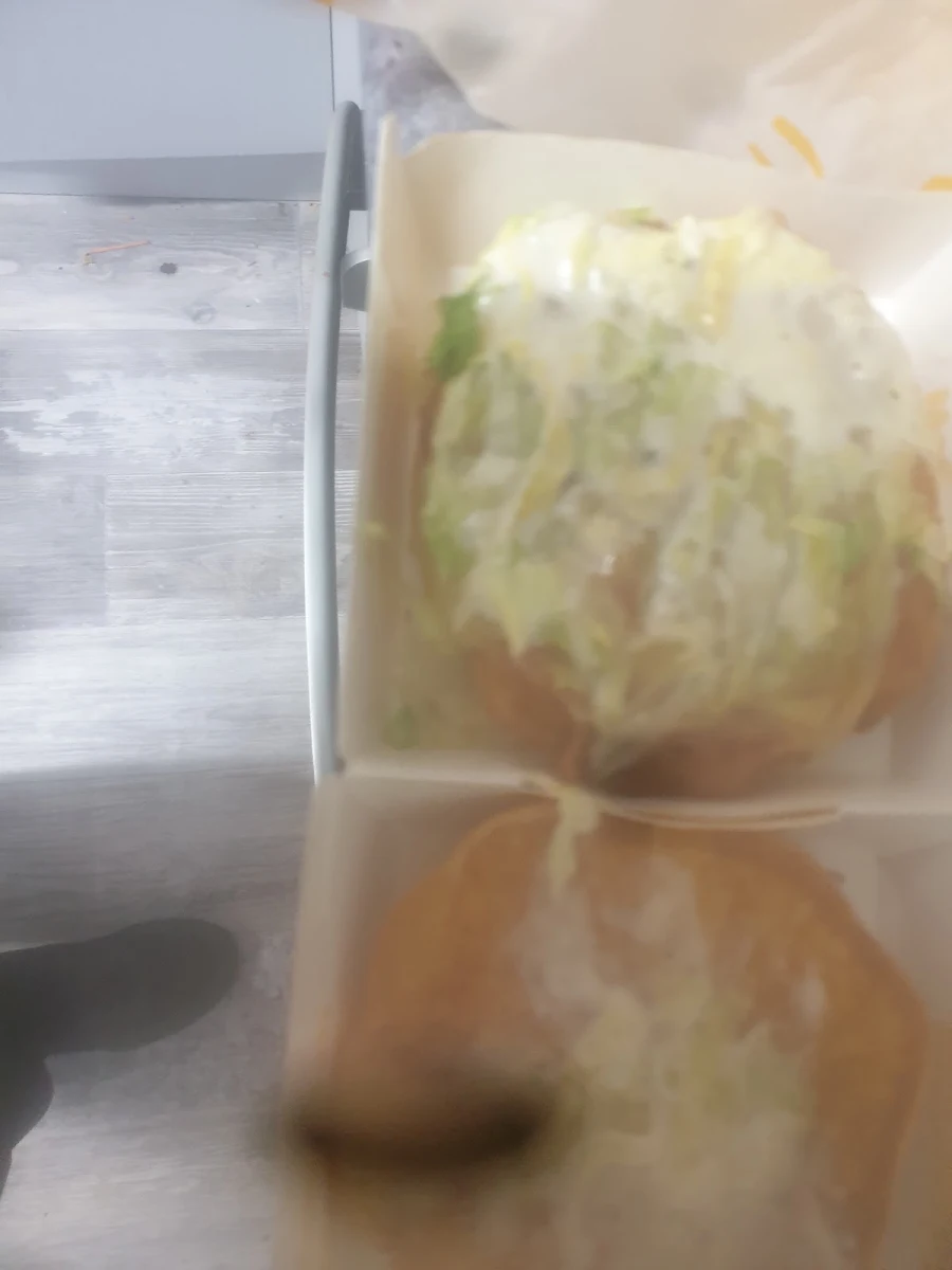 Cheeseburger, McDonald's Lismore