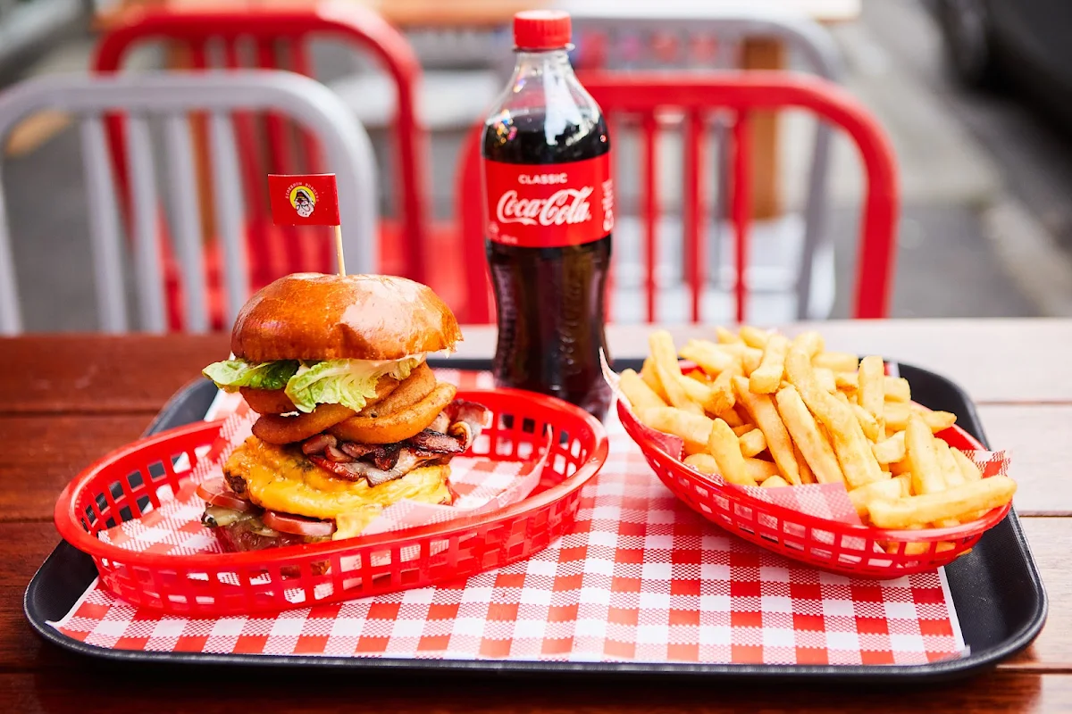 Highlights, Sideshow Burgers Blackburn