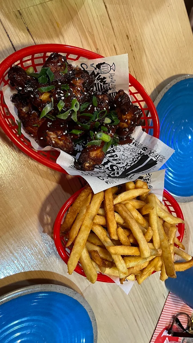 Wings and Chips, Sideshow Burgers Blackburn