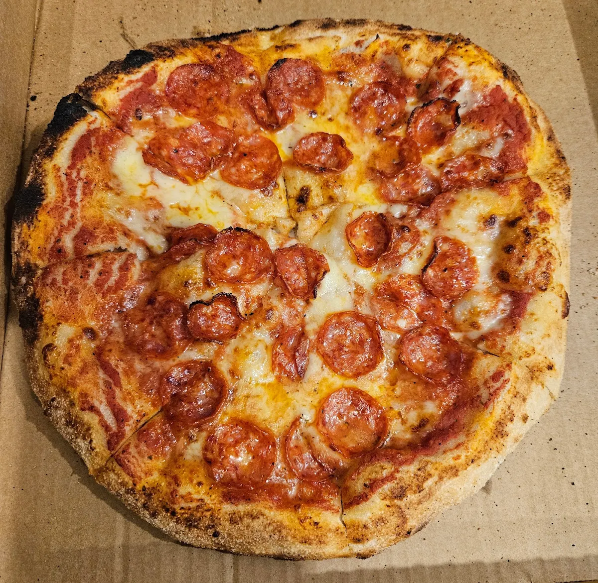 Pepperoni, Golf Square Sunshine