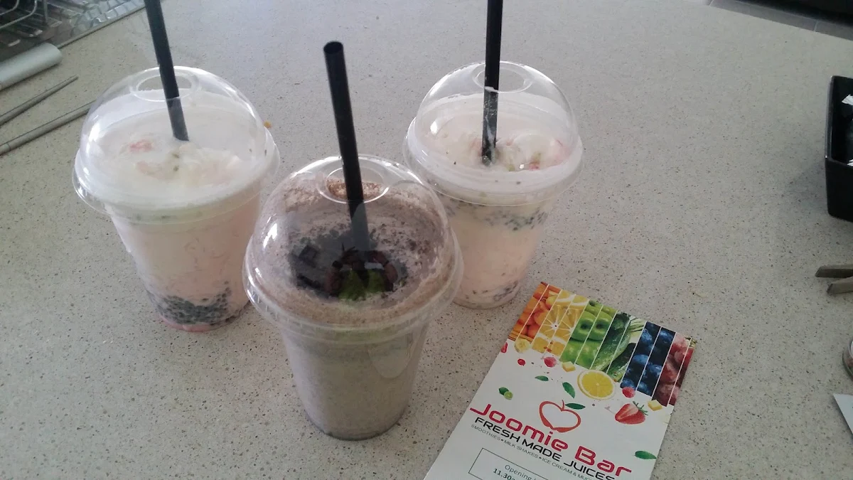 Milkshakes, Joomie Bar