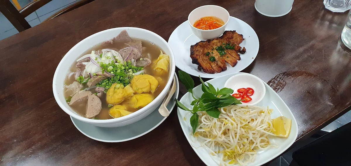 Combination Beef Noodle Soup