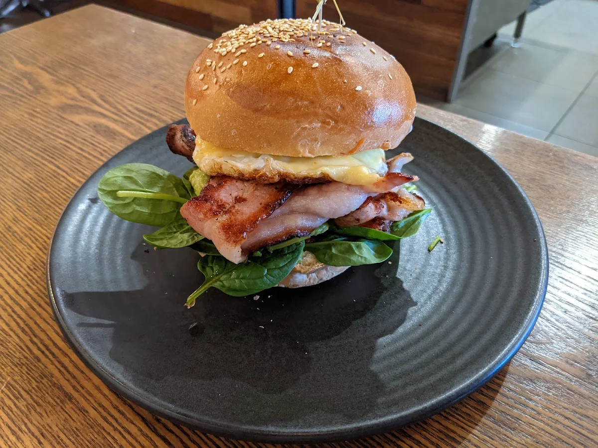Brekkie Burger
