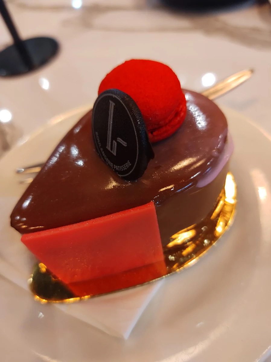 Chocolate Mousse Cake